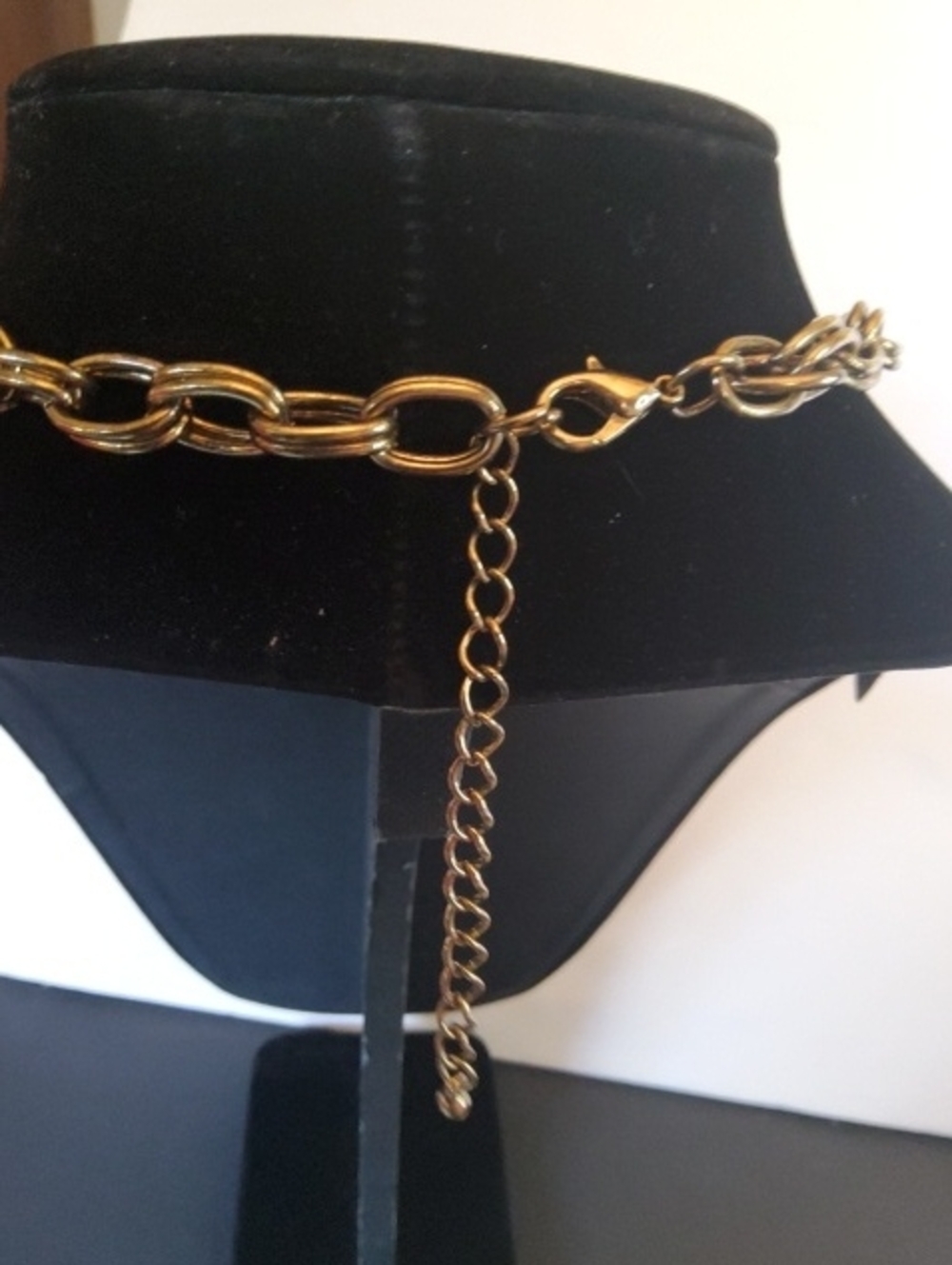 Bling Bundle IVANA butterfly necklace 7 pieces. - Picture 11 of 12